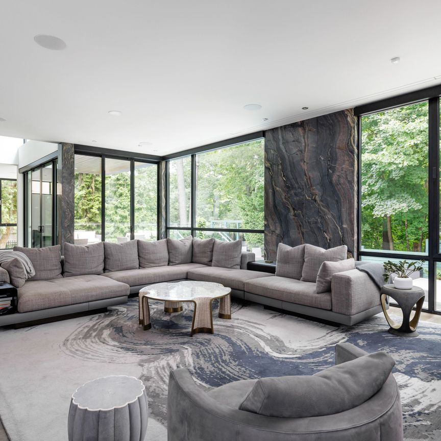 For Lease - 7 Ashley Park Road, Toronto, Ontario - Photo 1