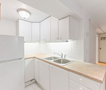 For Lease - 26 Pine Avenue, Toronto, Ontario - Photo 6