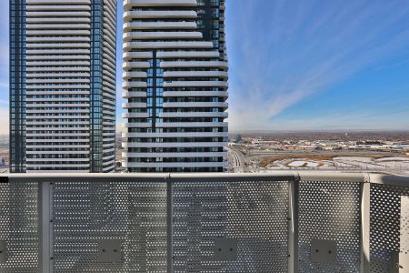 For Lease - 8 Interchange Way Unit# 2302, Vaughan, Ontario - Photo 5
