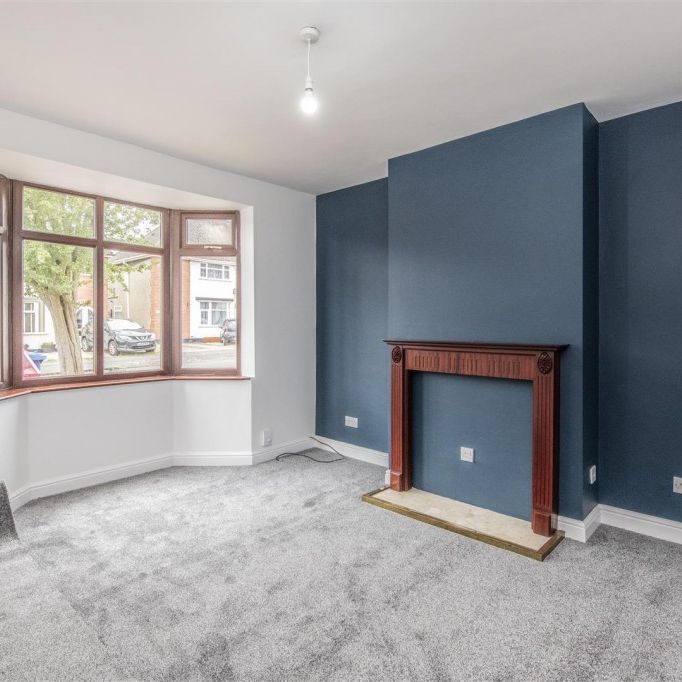 3 bed House - Semi-Detached To Let - Photo 1