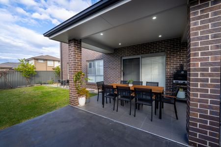 Stunning Family Home at 46 Melrose Street - Photo 5