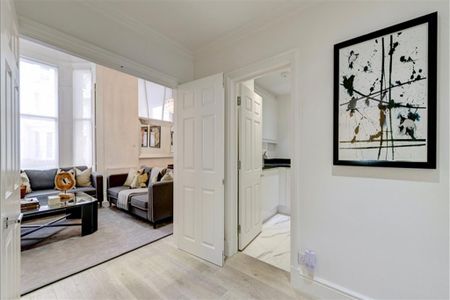 4 bedroom apartment to rent - Photo 4