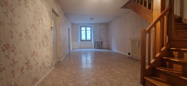 Location Appartement 4 pièces 79m² ST CHELY D APCHER 48200 - Photo 1