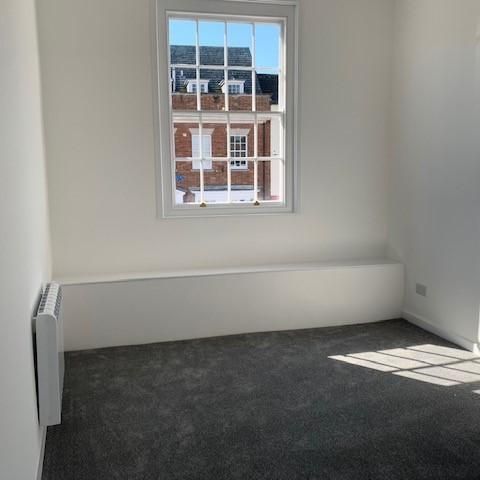 5 bedroom property to rent - Photo 1