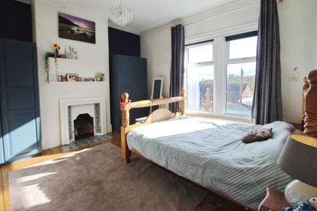 3 bedroom terraced house to rent - Photo 3