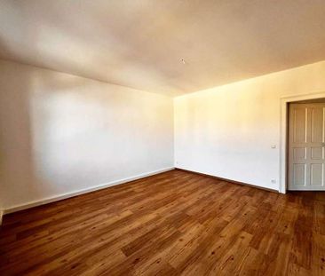 "Teilmöblierte 2-Zimmer-Wohnung mit EBK, Stellplatz und Gartennutzung" - Photo 2