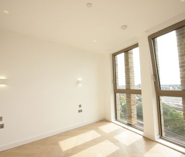 3 Bed Flat, Luxury Duplex Penthouse Baddiel Hous, NW10 - Photo 1