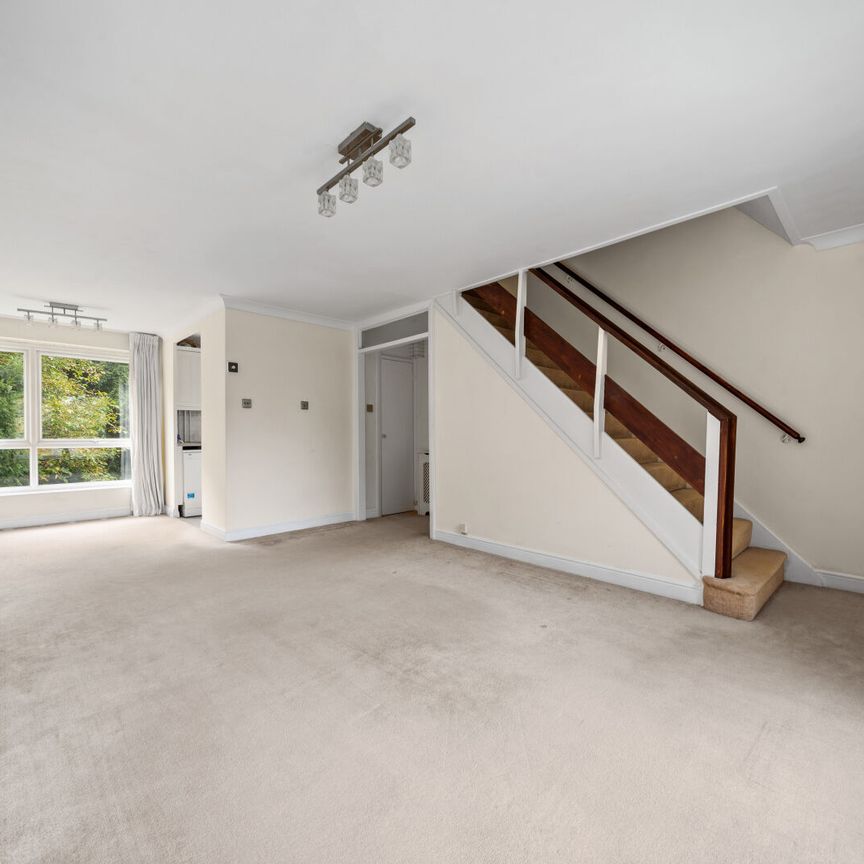 Banbury Court, Grange Road, SM2 - Photo 1