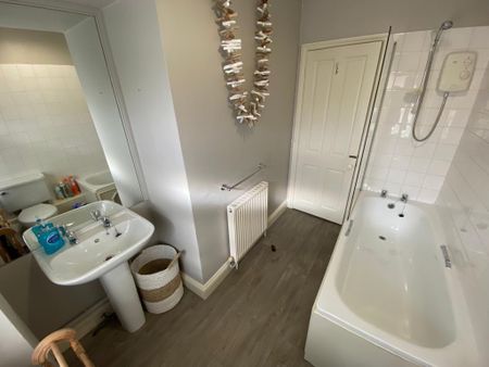 Blakeshall - Photo 3