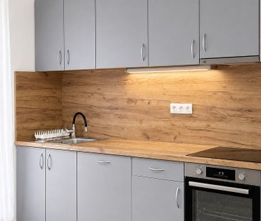 Pronájem bytu 1+kk 30 m² - Fotografie 4