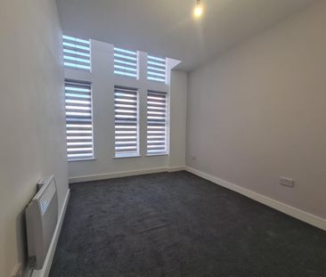 Bradshawgate, Leigh, Wigan, Wigan WN7, London - Photo 2