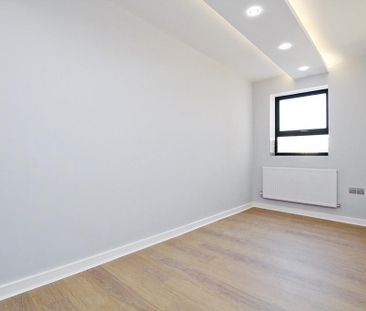 3 bedroom apartment to rent - Photo 6