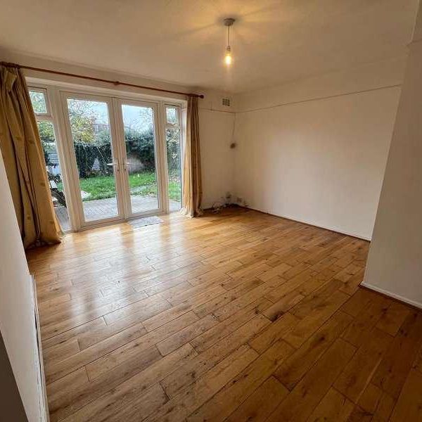 Sonia Gardens, Hounslow, TW5 - Photo 1