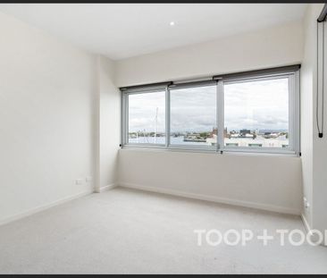 Stunning Apartment with Breathtaking Views - Photo 1