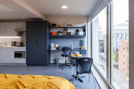 1 bedroom private hall to rent - Photo 2