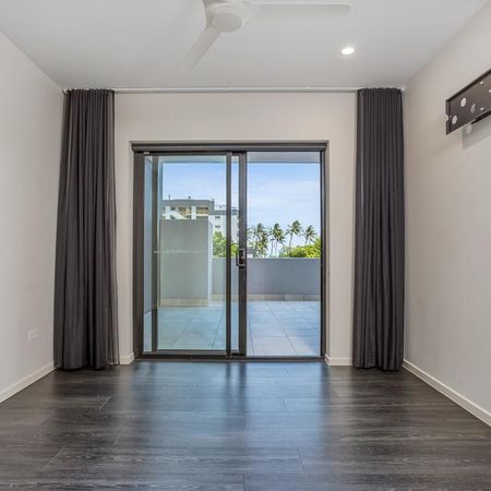 SKY PENTHOUSE LIVING - 4 BEDROOMS | 4 BATHROOMS | ROOFTOP TERRACE - Photo 4