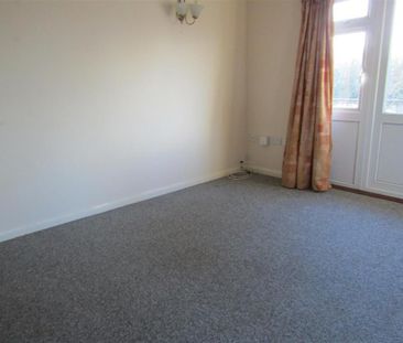 2 bedroom semi-detached bungalow to rent - Photo 1