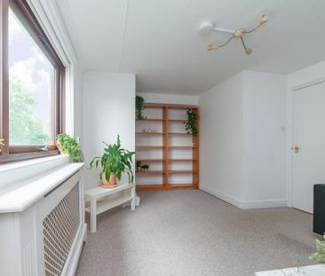 3 bedroom townhouse to rent - Photo 2