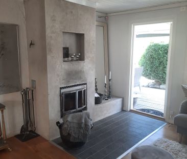 Västergårdsvägen, Landvetter - Photo 1