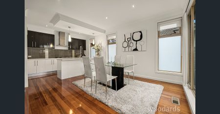 Modern Single-Level Home with Street Frontage in Doncaster East - Photo 2