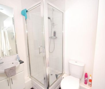 2 bedroom apartment to rent - Photo 6