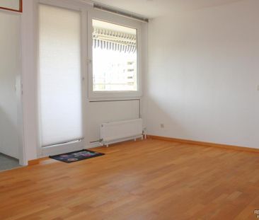 2-Zimmer-Wohnung mit Balkon und Stellplatz in ruhiger Lage in Stein! - Photo 1