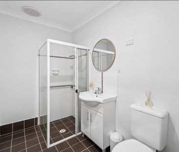 Three Bedroom Home With Self-contained Studio! - Photo 6