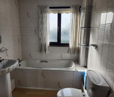 3 bedroom semi-detached house to rent - Photo 6
