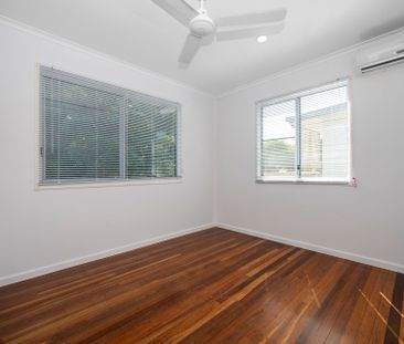 Four Bedroom Home with Pool - Photo 4