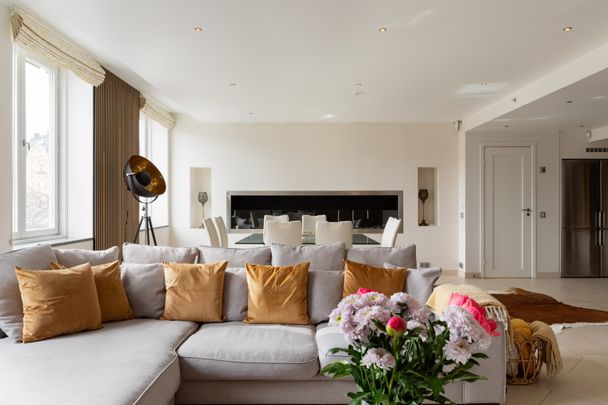 Munkbrogatan, Stockholm - Photo 1