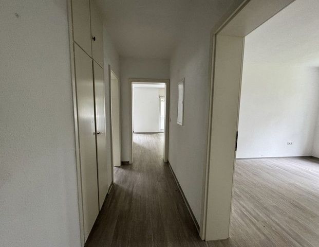 bezugsfertige, großzügige 2-Zimmer-Wohnung mit Balkon in Bochum Eppendorf - Foto 1