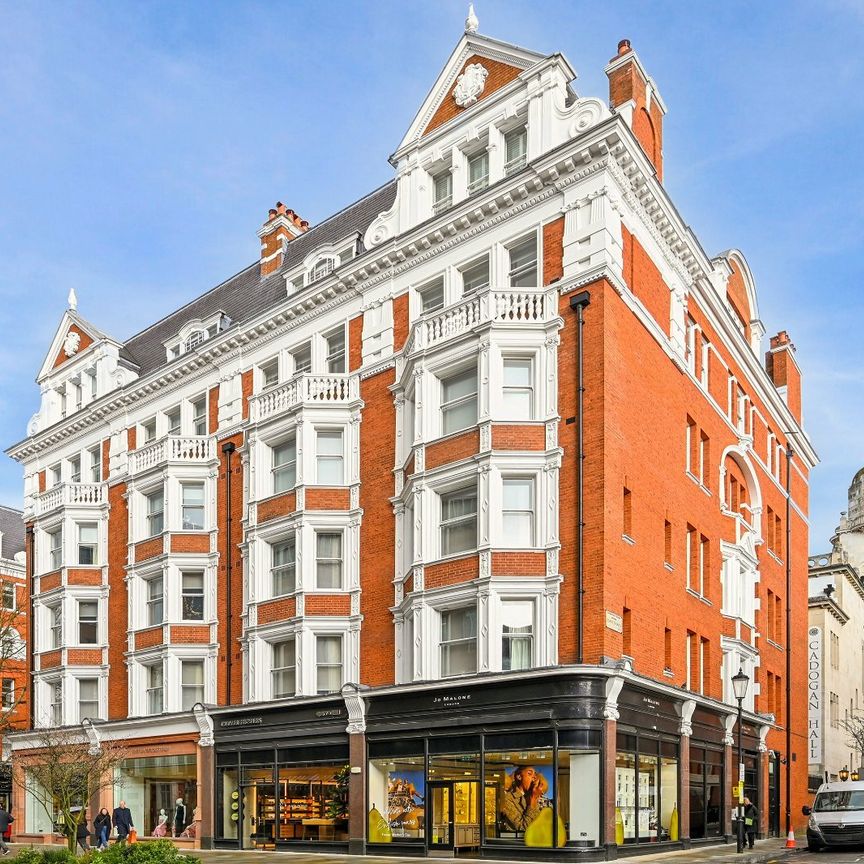 Sloane Street, Knightsbridge, London, SW1X - Photo 1