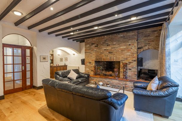 Queens Gate Gardens, South Kensington, London, SW7 - Photo 1