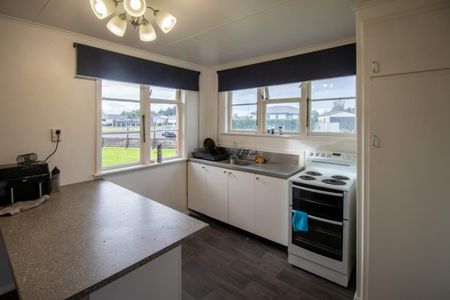 Charming 3 Bed in Glengarry! - Photo 4
