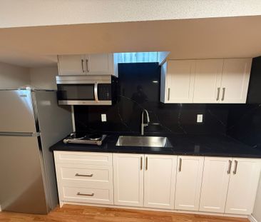 For Lease - 33 Silver Linden Drive, Richmond Hill, Ontario - Photo 3