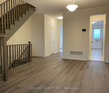 Townhouse For Lease | W8132730 - Photo 1