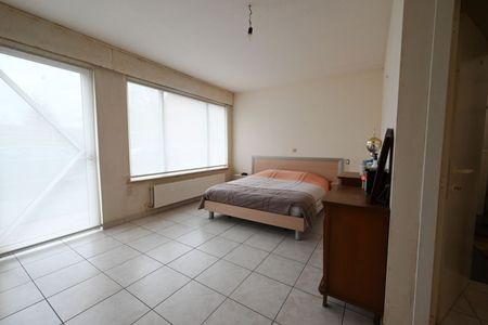 Te huur: Gelijkvloers appartement in Ardooie met carport! - Photo 5