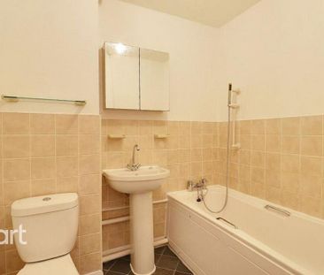 1 bedroom retirement property to rent - Photo 6