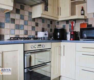 2 bedroom semi-detached house to rent - Photo 6
