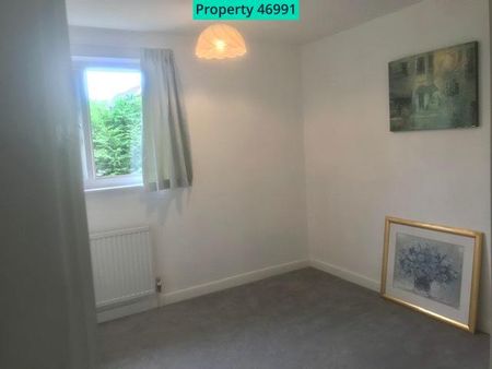 4 bedroom semi-detached house to rent - Photo 5