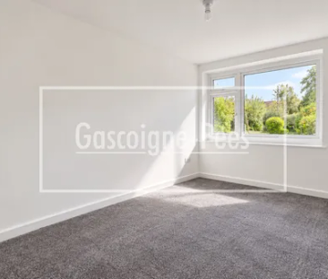 Warren Road, Guildford - Photo 2