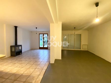 VILLA T4 AVEC PISCINE - 4 PIÈCES 105.15 M² 700 M² ROUGIERS. - Photo 3