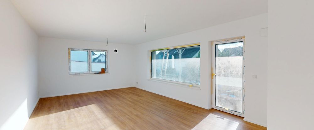 Modern & energieeffizient: Kernsanierte 2-Zimmer-Erdgeschoss-Wohnung in Postbauer-Heng - Photo 1