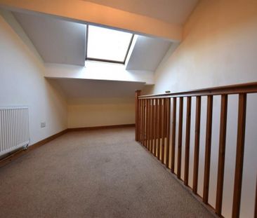 Buxton Road, High Peak - Photo 1
