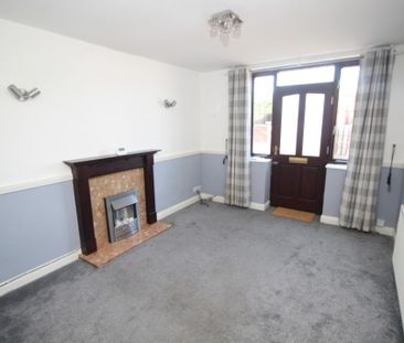 2 bedroom townhouse to rent - Photo 4