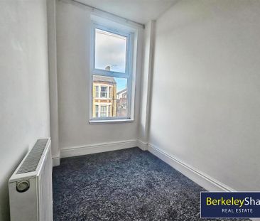 5 bedroom terraced house to rent - Photo 5