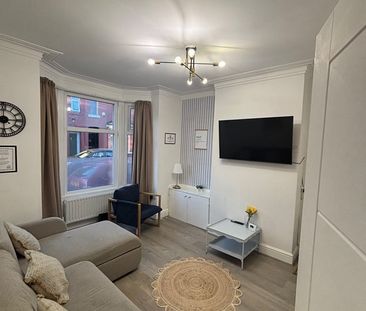 Room in a Shared House, Mildred Street, M7 - Photo 1