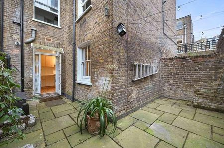 Blythe Road, Brook Green, London, W14 - Photo 3