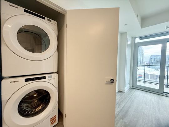 For Lease - 1037 The Queensway, Etobicoke Quay, Toronto, Ontario - Photo 1