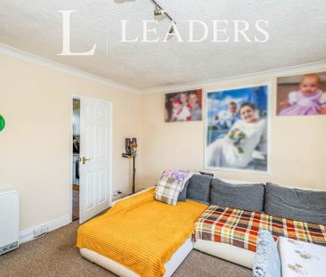 2 bedroom house to rent - Photo 2